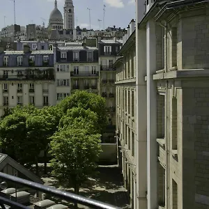 Vandrarhem Le Montclair Montmartre By River, Paris